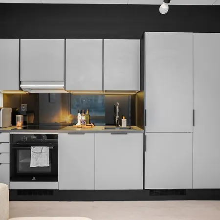 Arctic Pearl Studio Apartment